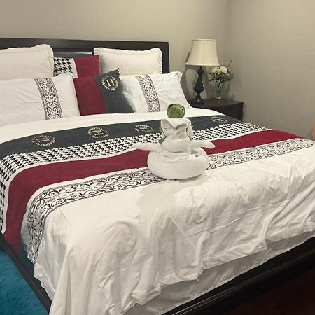 King Bed Big Room Chino Hills Eksteriør bilde