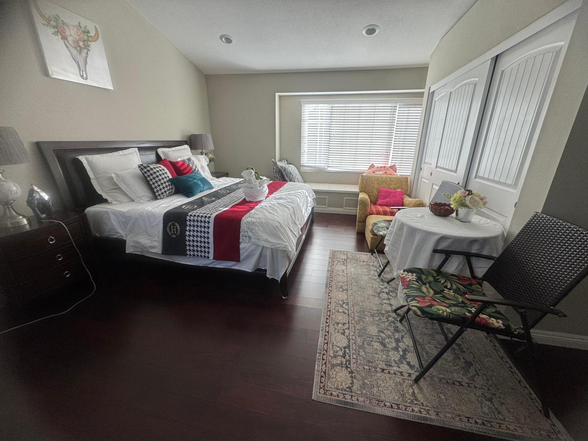 King Bed Big Room Chino Hills Eksteriør bilde